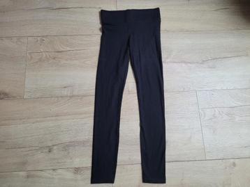 H&M zwarte legging maat XS ~ TH0041 beschikbaar voor biedingen