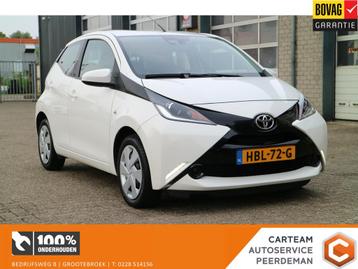 Toyota Aygo 1.0 VVT-i x-play | Carplay | Camera | Led | beschikbaar voor biedingen