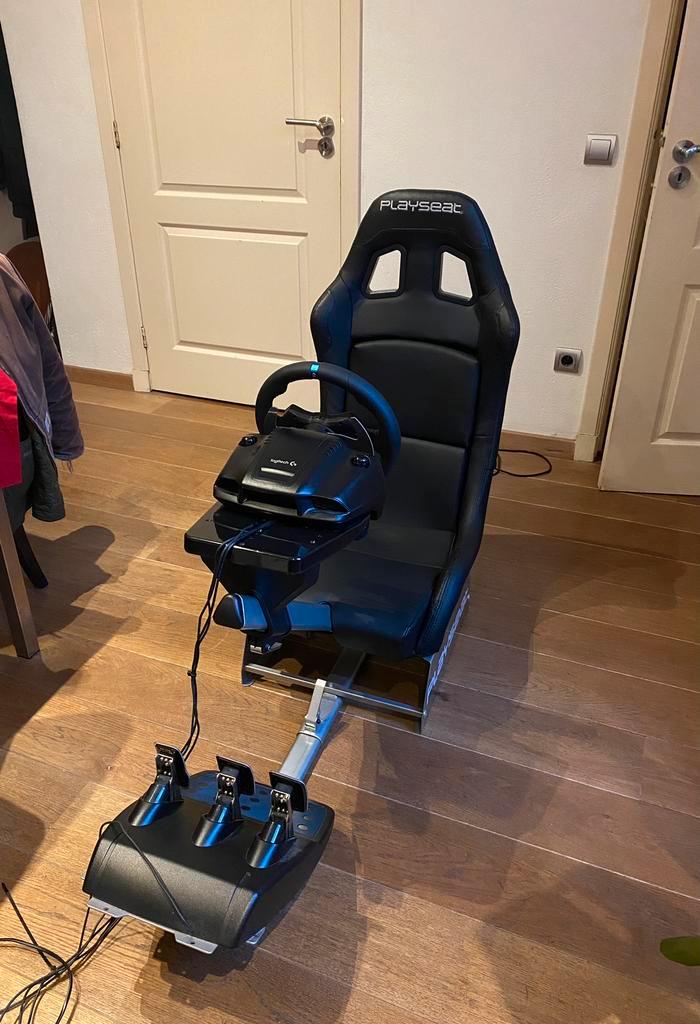 Logitech G29 playseat, Spelcomputers en Games, Spelcomputers | Overige Accessoires, Zo goed als nieuw, Ophalen