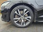 Volvo S60 2.0 Recharge T8 AWD R-Design, Gebruikt, Zwart, 59 km/l, Bedrijf