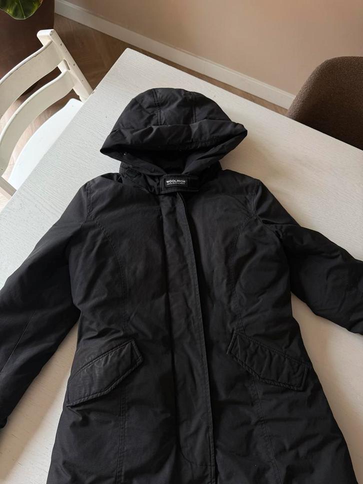 Woolrich Jas - Stijlvol en Warm dames maat medium, Kleding | Dames, Jassen | Zomer, Zo goed als nieuw, Maat 38/40 (M), Zwart, Ophalen of Verzenden