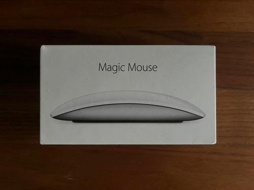 Apple Magic mouse 2, Computers en Software, Muizen, Zo goed als nieuw, Muis, Draadloos, Ophalen of Verzenden