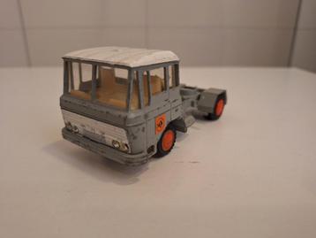 Lion Car DAF 2600 trekker Van Gend & Loos beschikbaar voor biedingen