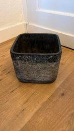 Vierkante Bloempot, Tuin en Terras, Ophalen, Rond, Zo goed als nieuw, Aardewerk