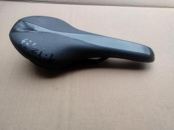NOS Fizik Tundra Racefiets Zadel Carbon beschikbaar voor biedingen