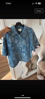 GEZOCHT: Shoeby spijkerblouse bloemenprint maat XS/S, Ophalen, Blauw, Zo goed als nieuw, Shoeby
