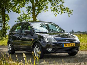 Ford Fiesta 1.4-16V Ambiente beschikbaar voor biedingen