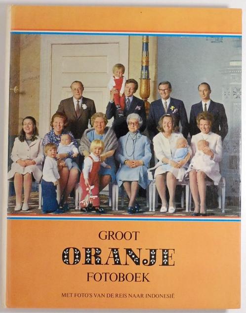 Groot Oranje fotoboek (1971), Boeken, Geschiedenis | Vaderland, Zo goed als nieuw, 20e eeuw of later, Verzenden