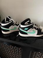 Nike Air Jordan - Maat 35, Kleding | Dames, Schoenen, Ophalen of Verzenden, Gedragen, Zwart, Sneakers of Gympen