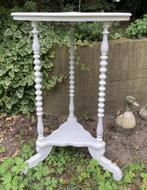 Brocante witte houten hoektafeltje - tafeltje, Ophalen