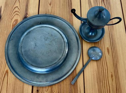 Antieke Tinnen Set : olielamp (snotneus), bord en lepel, Antiek en Kunst, Antiek | Tin, Ophalen of Verzenden