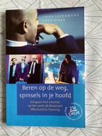 Theo IJzermans - Beren op de weg, spinsels in je hoofd, Boeken, Ophalen of Verzenden, Zo goed als nieuw, Theo IJzermans; Coen Dirkx