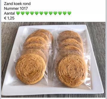Weer veel nieuwe decoratie nep koek , koekjes. beschikbaar voor biedingen