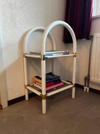 Gratis bijzet tafeltje, Ophalen