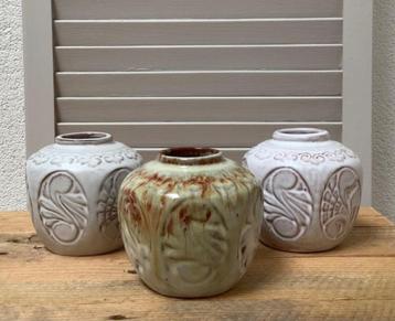 3 mooie Mobach (gember) potten cq vazen . Genummerd beschikbaar voor biedingen