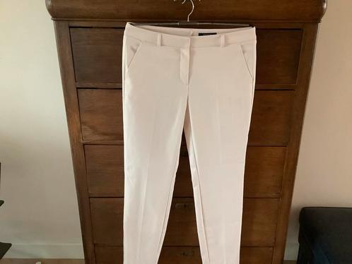 Nieuwe broek van COMMA écru met zeer klein motief maat 38, Kleding | Dames, Broeken en Pantalons, Nieuw, Maat 38/40 (M), Ophalen of Verzenden