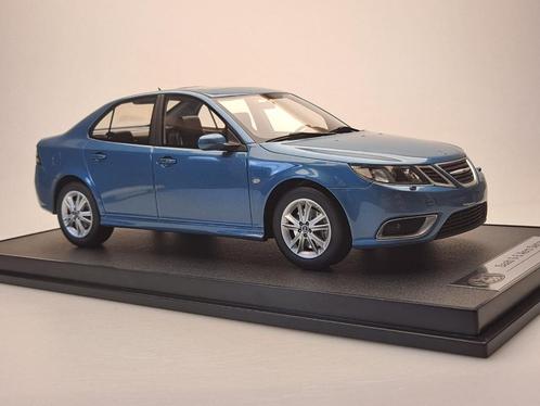 1:18 Saab 9-3 Aero Sedan - 2008 - Ice Blue NIEUW & ZELDZAAM, Hobby en Vrije tijd, Modelauto's | 1:18, Nieuw, Auto, Overige merken