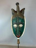 251247 Afrikaans Baule masker uit - Ivoorkust, Antiek en Kunst, Ophalen of Verzenden