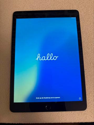 Apple Ipad 8e Gen nieuwstaat - 2020 - 32 - Space Grey - Bon beschikbaar voor biedingen