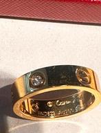 Cartier medium size nieuwe LOVE ring /3 diamanten geelgoud, Nieuw, Ophalen of Verzenden, 17 tot 18, Met edelsteen