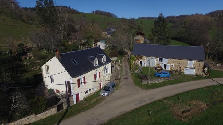 Woonhuis met schuur te koop in de Morvan Frankrijk, Huizen en Kamers, Buitenland, Frankrijk, Woonhuis, Landelijk, Verkoop zonder makelaar
