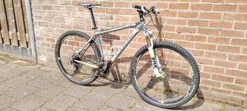 Goede Cube LTD SL 29er XT achter en Fox Float 29 fork beschikbaar voor biedingen