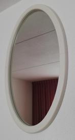 Grote Ovale Spiegel met Witte Rand, Huis en Inrichting, Woonaccessoires | Spiegels, 100 tot 150 cm, Zo goed als nieuw, 50 tot 75 cm