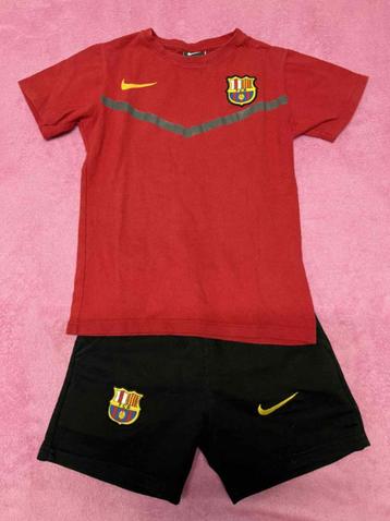 Kindersetje maat 110 beschikbaar voor biedingen