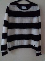 Leuke gestreepte trui van Distrikt Norrebro mt S, Kleding | Dames, Truien en Vesten, Ophalen of Verzenden, Zo goed als nieuw, Zwart