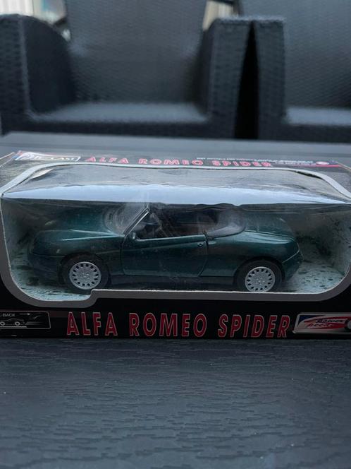 1:32 ALFA ROMEO 916 SPIDER ……. 4,50, Hobby en Vrije tijd, Modelauto's | Overige schalen, Zo goed als nieuw, Ophalen of Verzenden