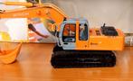 Hitachi Zaxis 210 Rupskraan, Hobby en Vrije tijd, Modelauto's | 1:32, Overige merken, ROS, Tractor of Landbouw, Ophalen of Verzenden