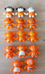 MONSKEY 2011/2012 ORANJE POPPETJES HANGER-EK/WK VOETBAL, Verzamelen, Supermarktacties, Overige supermarkten, Verzenden