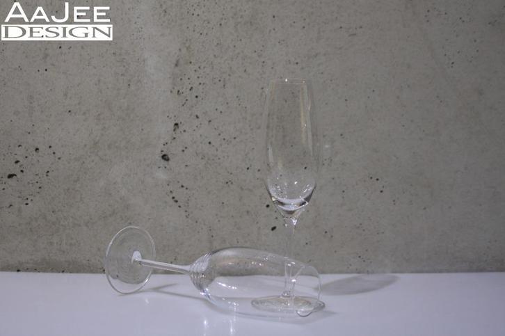 2 Schott Zwiesel - Champagneflutes - Flûtes - Nieuwstaat, Verzamelen, Glas en Borrelglaasjes, Zo goed als nieuw, Overige typen