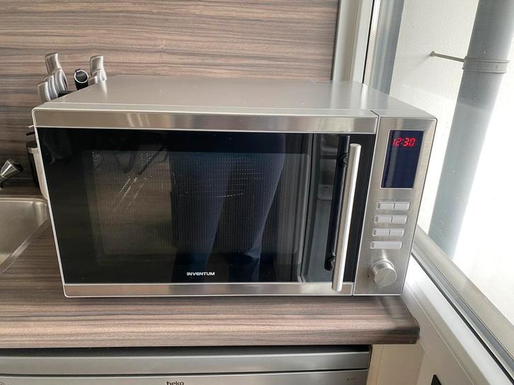 Combimagnetron Inventum, Witgoed en Apparatuur, Magnetrons, Gebruikt, Vrijstaand, Combimagnetron, 45 tot 60 cm, Grill, Hete lucht