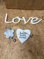 Decoratieve Houten Ornamenten - Love, Hart & Bloem, Huis en Inrichting, Woonaccessoires | Tekstborden en Spreuken, Ophalen of Verzenden