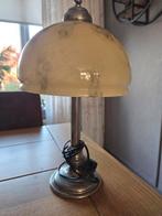 Vintage Lamp met Metalen Poot, Huis en Inrichting, Lampen | Tafellampen, Gebruikt, Vintage, Ophalen of Verzenden, Glas
