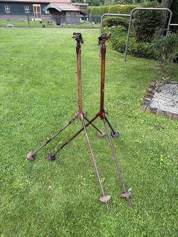 2 stuks statief-sproeiers voor tuin / grasveld / weiland beschikbaar voor biedingen