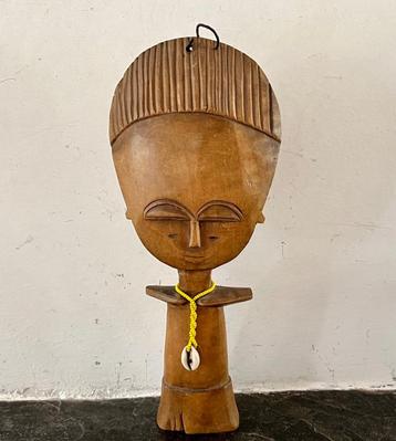 Ashanti pop beeldje beschikbaar voor biedingen