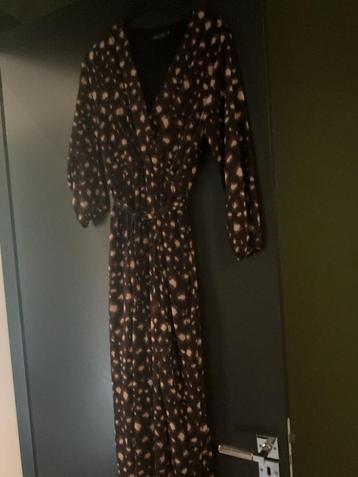 Mooie zwarte jurk met print ,lang gevoerd xl beschikbaar voor biedingen