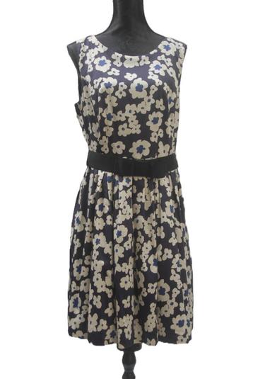 MARCCAIN jurk petticoat en elastische ceintuur maat 5 (42) beschikbaar voor biedingen