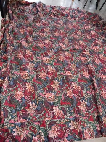 Grand foulard La Mancha Montgomery sprei met sierstrook beschikbaar voor biedingen