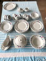 Engels servies BHS Priory Tableware - Made in Britain, Huis en Inrichting, Keuken | Servies, Ophalen, Gebruikt, Aardewerk, Boerenbont