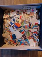 Schoenen doos met afgeweekte Nederlandse postzegels., Ophalen of Verzenden, Nederland