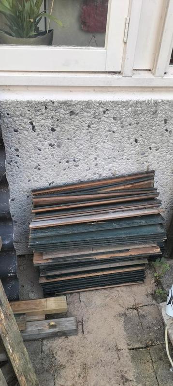 Gratis hout  beschikbaar voor biedingen