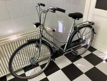 Damesfiets fiets Batavus 3 versnellingen. Lees en zie foto’s beschikbaar voor biedingen