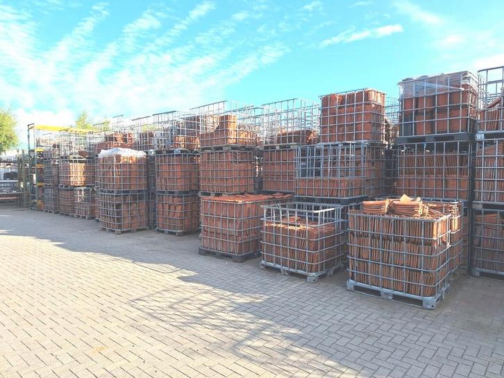 HEEL VEEL DAKPANNEN!!, Doe-het-zelf en Verbouw, Dakpannen en Dakbedekking, Gebruikt, Dakpannen, Steen of Klei, 15 m² of meer, Ophalen of Verzenden