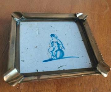 16e eeuwse Spijkertegel Hollandse Wandtegel Engel Man Tegel beschikbaar voor biedingen