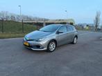 Toyota Auris 1.8 Hybrid 5DR CVT 2017 Grijs GARANTIE !!!!, Auto's, Toyota, 28 km/l, Origineel Nederlands, Bedrijf, Auris