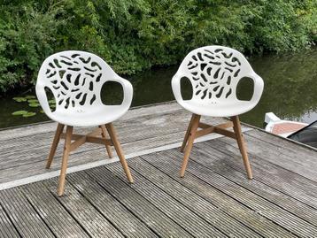 Witte Design Stoelen Set van 2 (binnen en buiten) beschikbaar voor biedingen