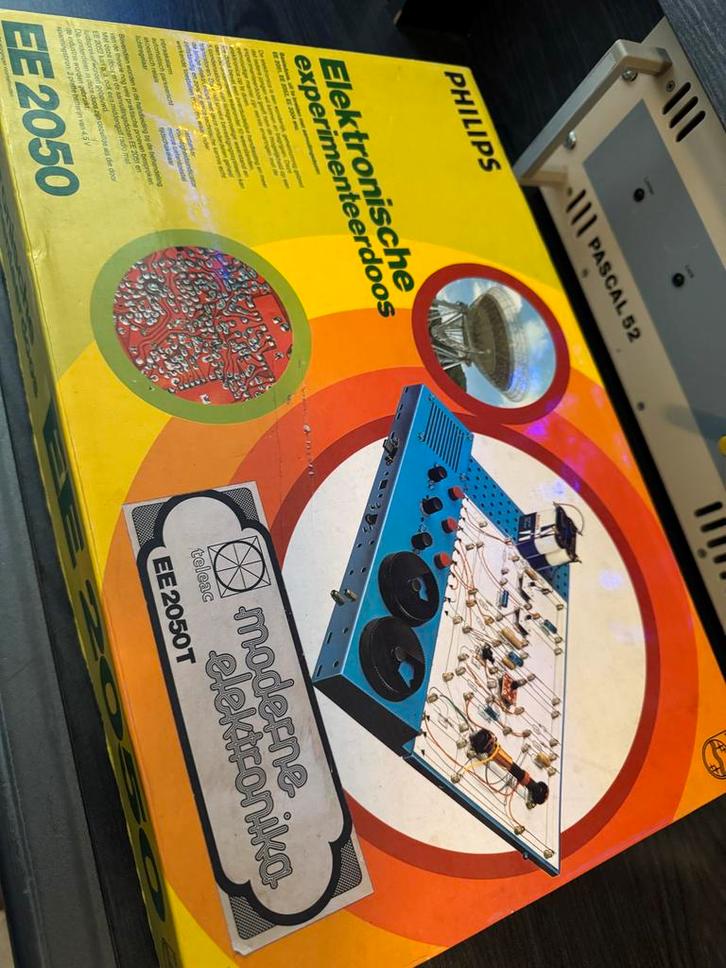 Philips Experimenteerdoos EE2050 NOS, Hobby en Vrije tijd, Elektronica-componenten, Zo goed als nieuw, Ophalen